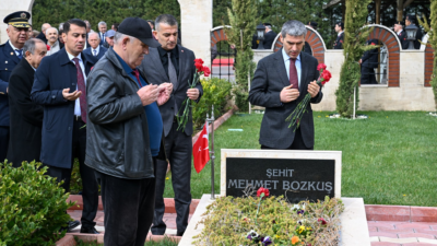 Uşak Valisi Dr. Naci Aktaş ve protokol üyeleri, Ramazan Bayramı