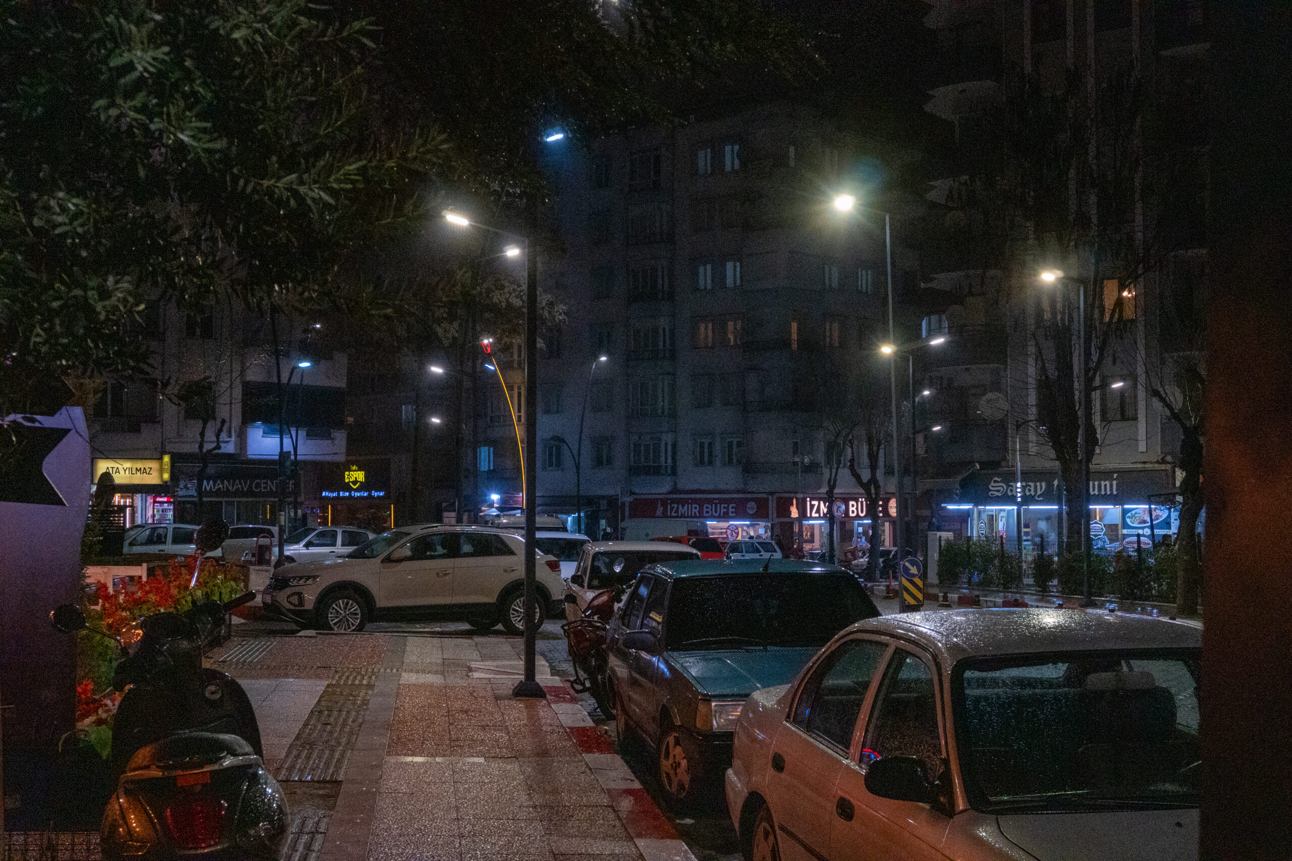 Yaşamın belirtileri var ama net değil