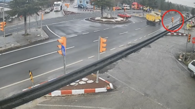 Sivaslı İlçesi Pınarbaşı Beldesi’nde 12 Ocak 2026’da yapılan kırmızı ışık