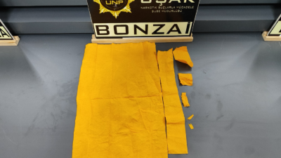 Uşak’ta 13 Ocak 2026 tarihinde düzenlenen uyuşturucu operasyonunda binlerce kullanımlık